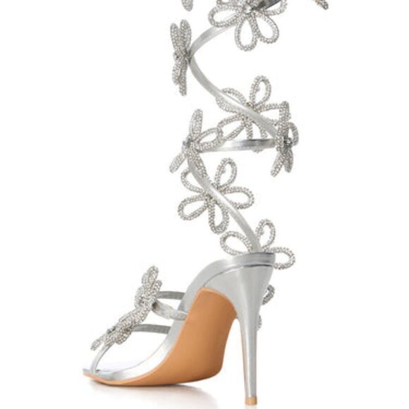 AZALEA WANG"SCULPTED PERFECTION" SILVER FLOWER EMBELLISHED COIL SANDAL(BRAND NEW - Picture 5 of 11